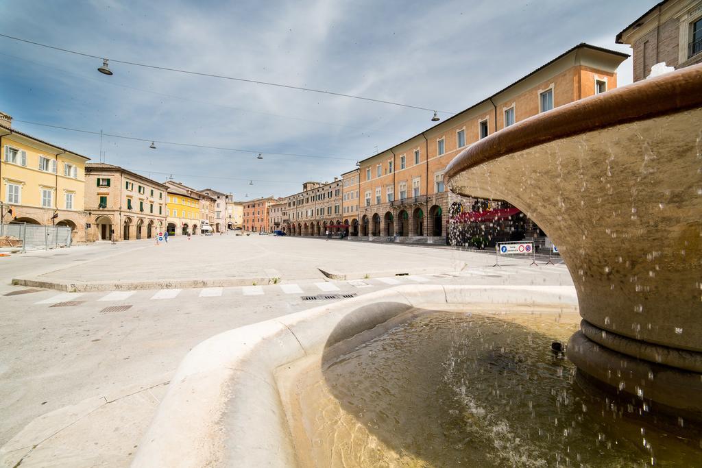 Palazzo Gentili Apartment Сан Северино Марке Екстериор снимка