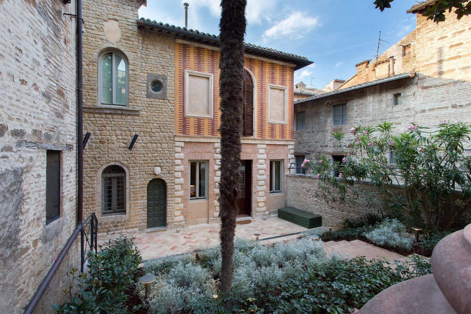 Palazzo Gentili Apartment Сан Северино Марке Екстериор снимка