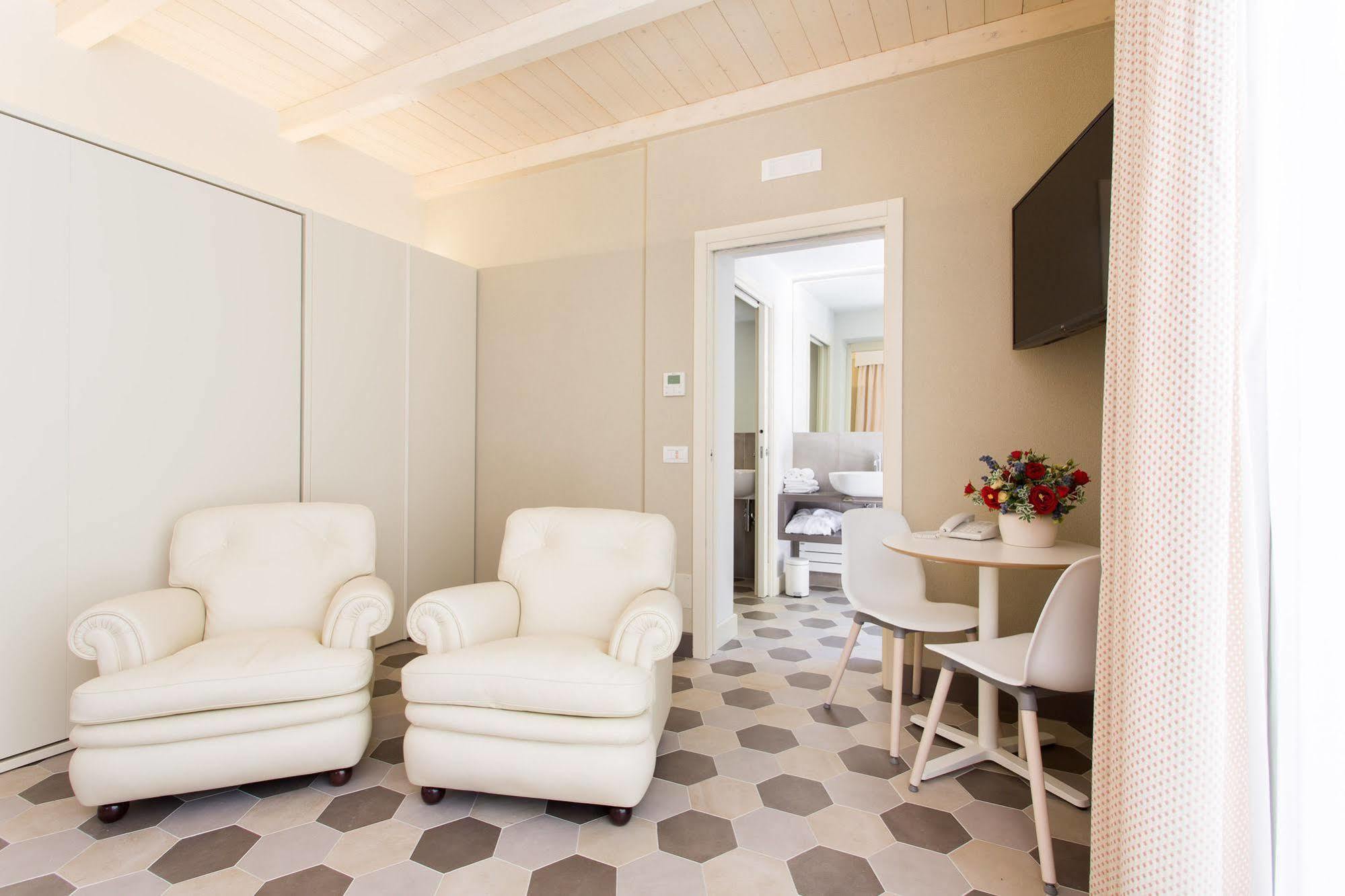 Palazzo Gentili Apartment Сан Северино Марке Екстериор снимка
