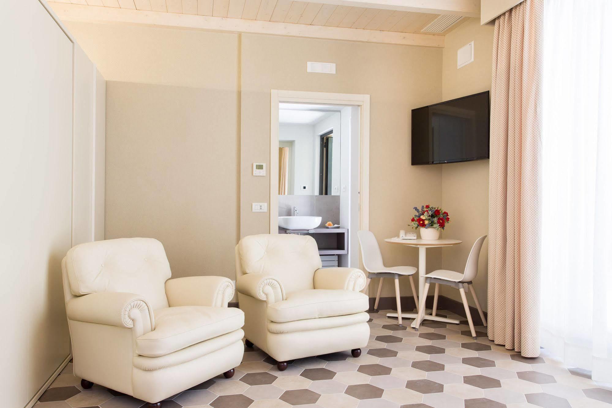 Palazzo Gentili Apartment Сан Северино Марке Екстериор снимка