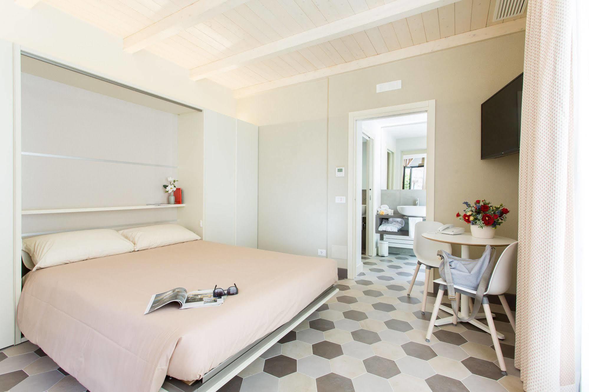 Palazzo Gentili Apartment Сан Северино Марке Екстериор снимка