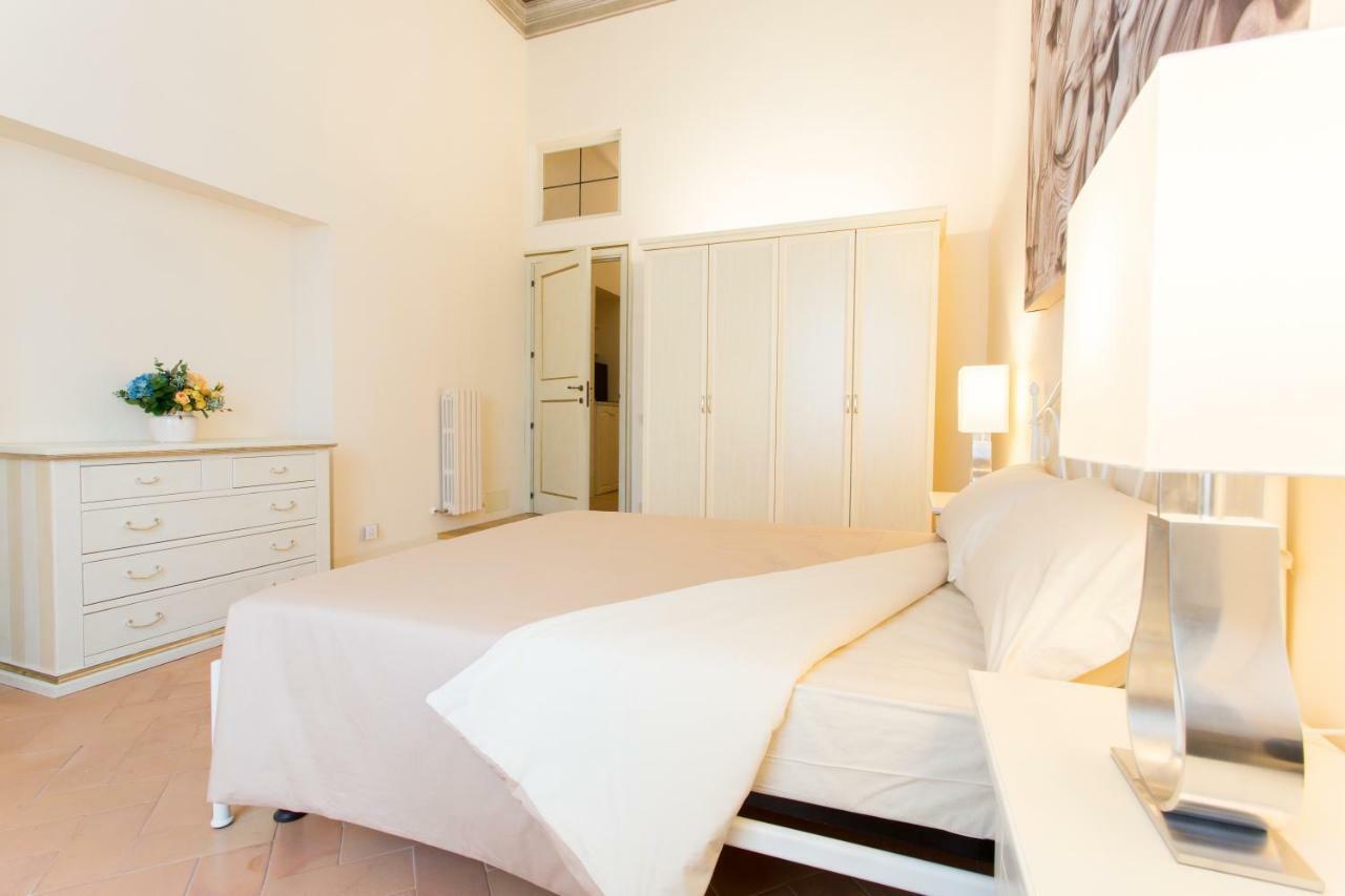 Palazzo Gentili Apartment Сан Северино Марке Екстериор снимка