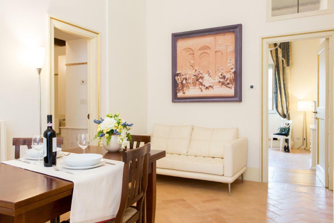 Palazzo Gentili Apartment Сан Северино Марке Екстериор снимка