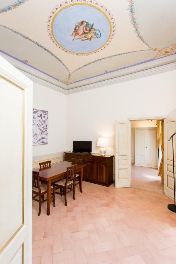 Palazzo Gentili Apartment Сан Северино Марке Екстериор снимка